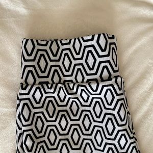 Black and White Pattern Women’s Pants